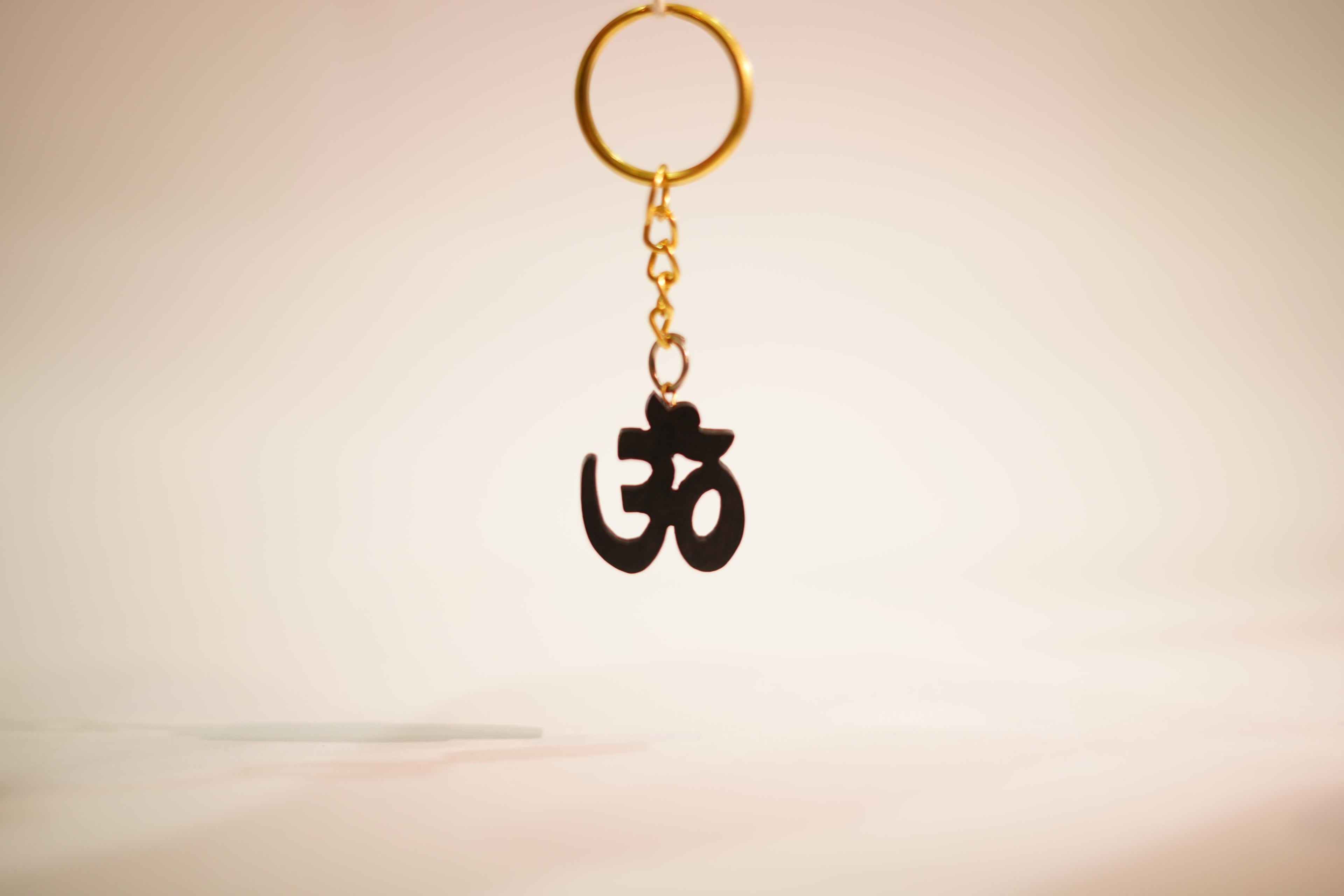 Karungali Wood Key Chain (Om) 1-inch